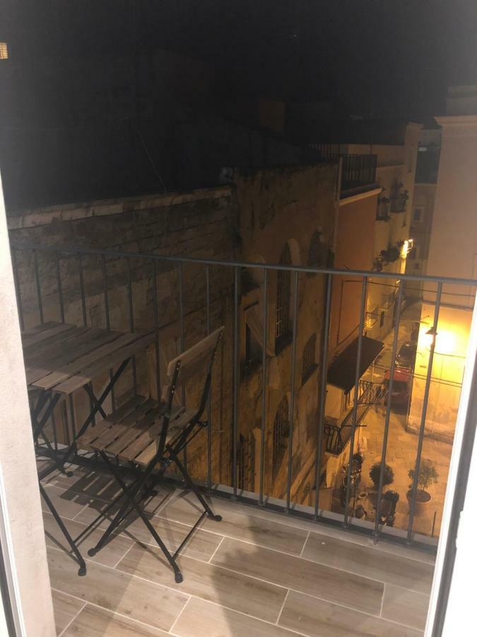 Macario Apartment In The Old Town Bari Eksteriør bilde
